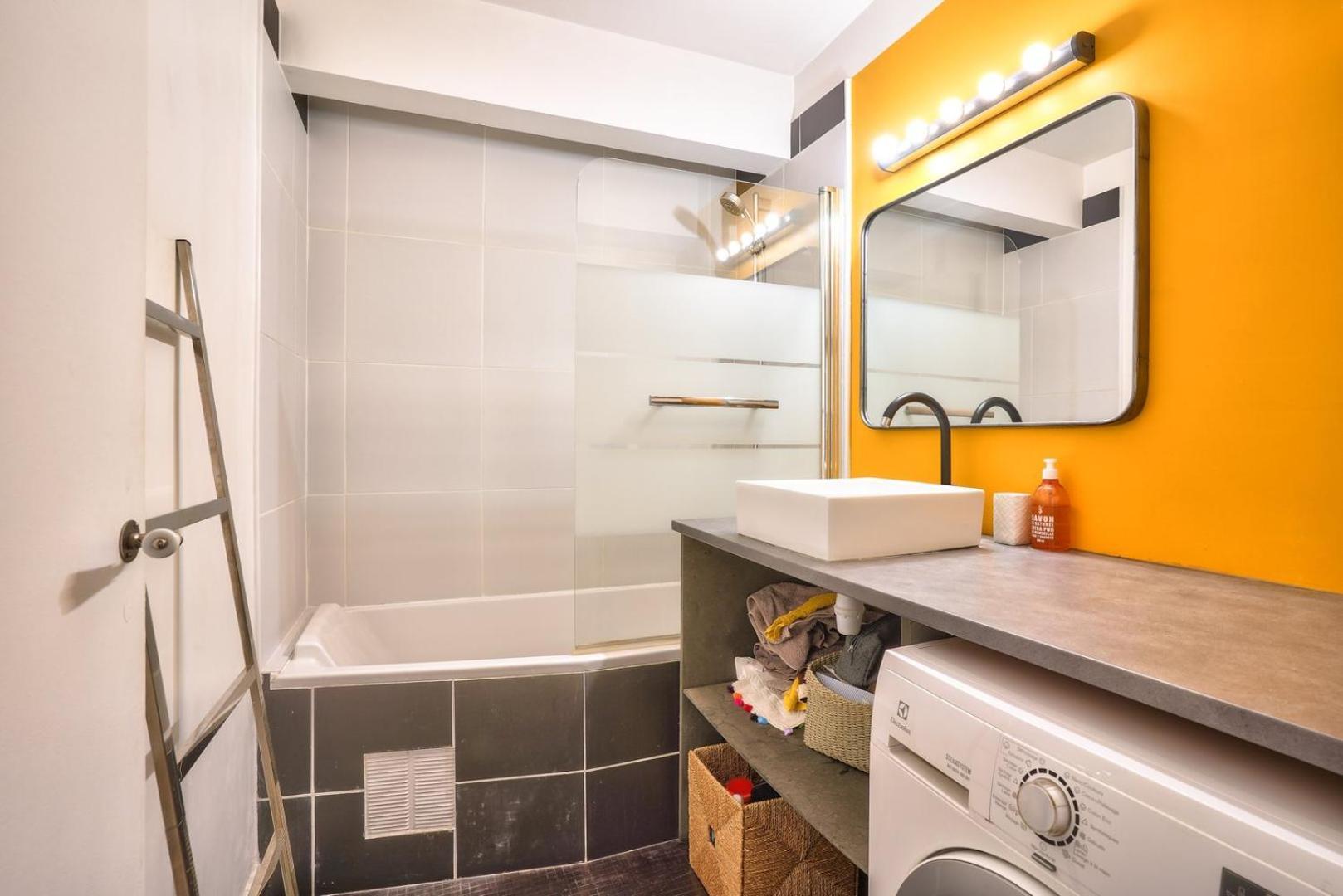 Guestready - Apt Confortable Avec Terrasse Au 18E Paris Exteriör bild